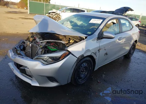 2015 Toyota Corolla Le z USA, uszkodzony, nr VIN 2T1BURHE3FC365269